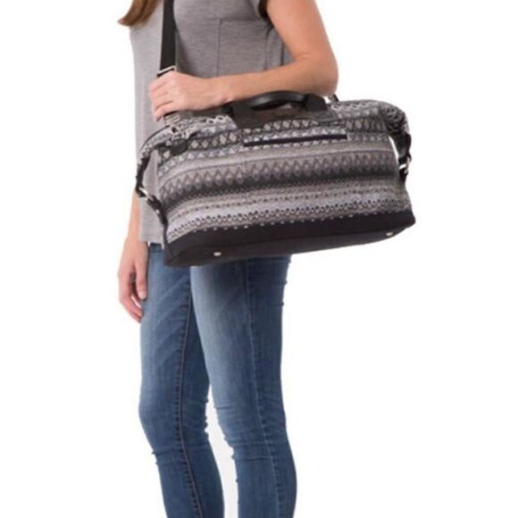 TOMS Seeker Weekender Bag in Black Multi Sweater Felt - Picture 3 of 15
